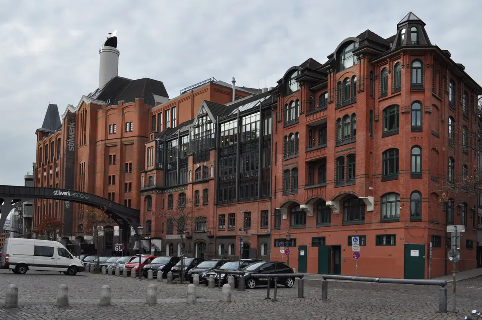 Große Elbstraße / Schellfischposten: Große Elbstraße 56 68 (Hamburg Altona Altstadt).ajb