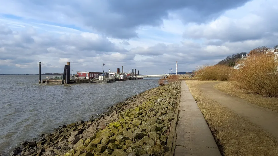 Blankenese Strandweg: UP Hamburg Blankenese Anleger 1